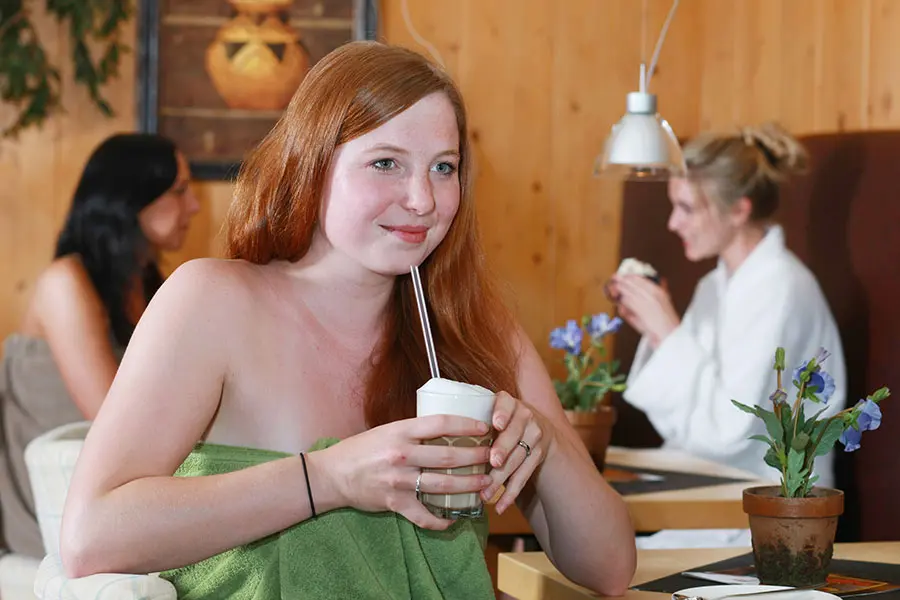 Essen und Trinken - Gastronomie im Saunaparadies in Wettenberg